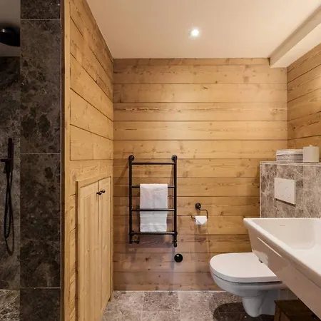 Peter Pan Luxe Sauna Jacuzzi Cinema Vue 180 *