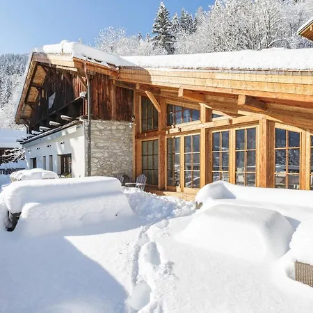 Chalet Peter Pan Luxe Sauna Jacuzzi Cinema Vue 180